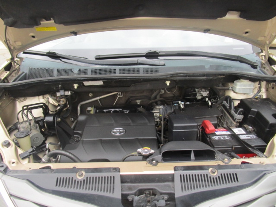 Used 2013 Toyota Sienna XLE Base - VMI Side Entry Entry In Floor Automatic Ramp