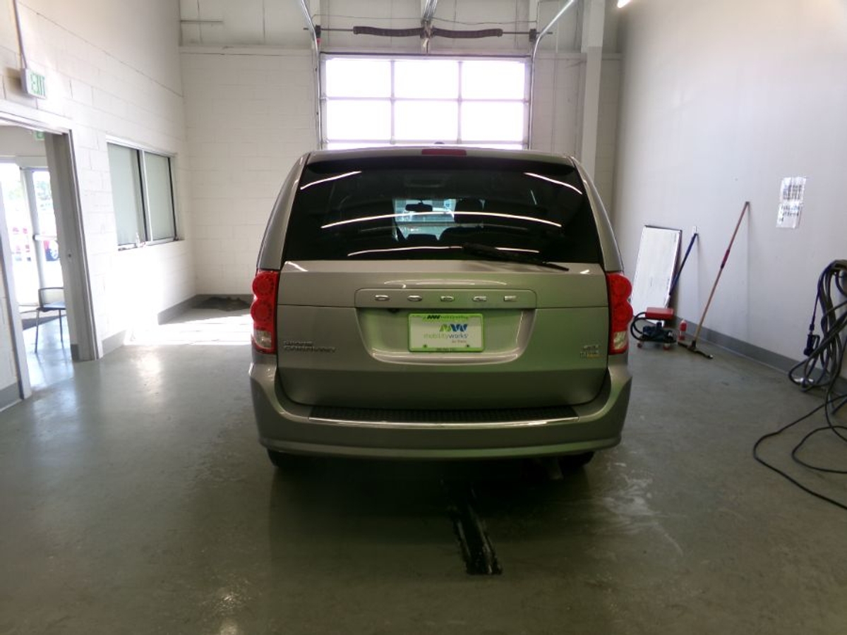 2018 DODGE GRAND CARAVAN - Image 11