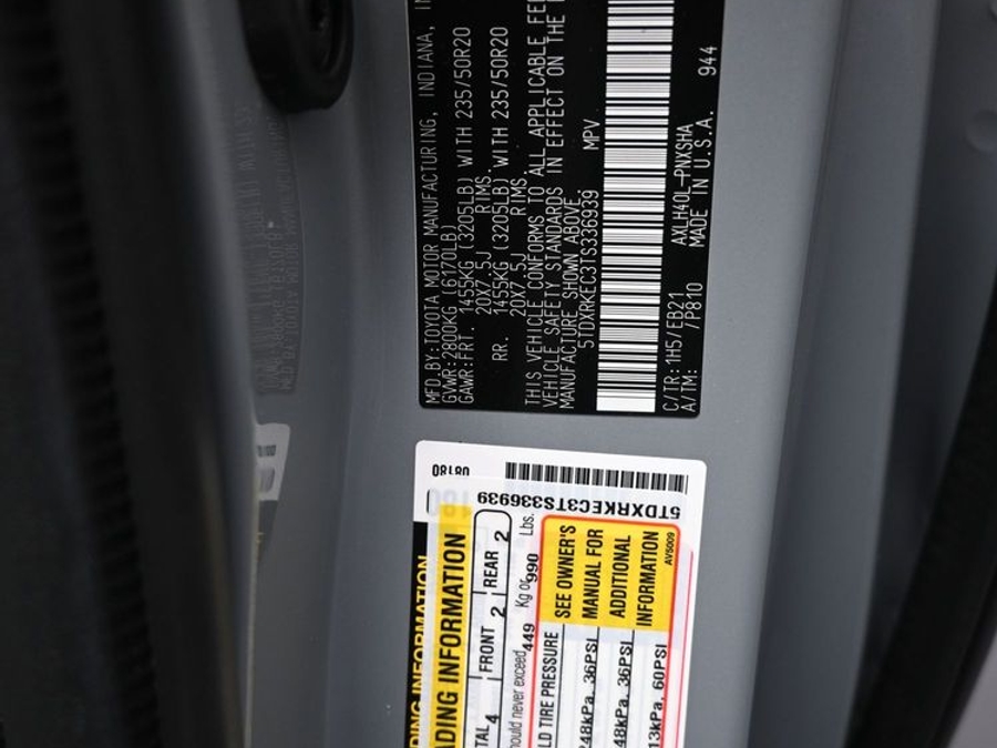 New 2026 Toyota Sienna Hybrid XSE Sport - BraunAbility Side Entry In Floor Automatic Ramp