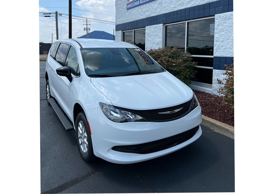 New 2025 Chrysler Voyager LX - FR Conversions Commercial Rear Entry Entry Fold Out Manual Ramp