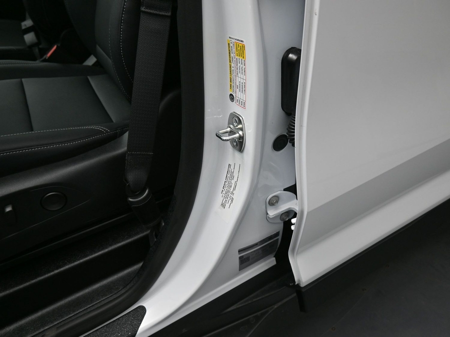 New 2026 Chevrolet Traverse 1LT - BraunAbility Side Entry Entry In Floor Automatic Ramp