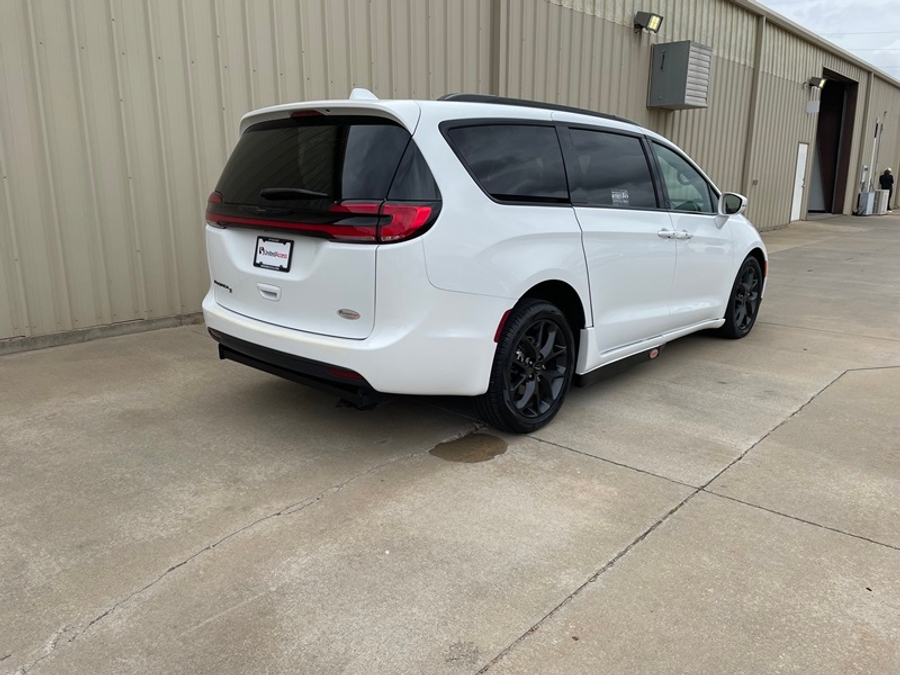 Used 2022 Chrysler Pacifica Touring L - AMS Side Entry Fold Out Automatic Ramp