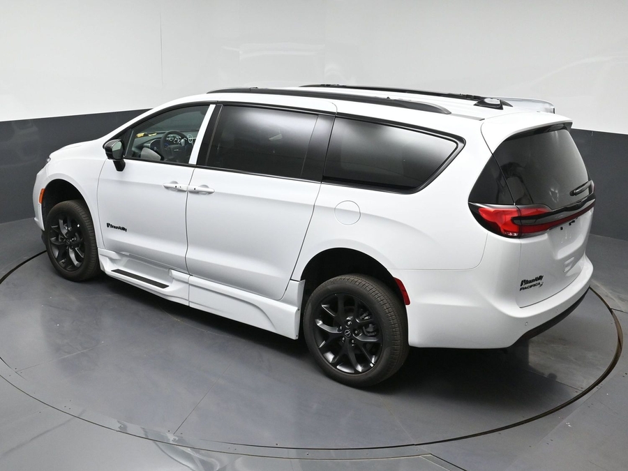 Blanco Chrysler Pacifica número de imagen 9