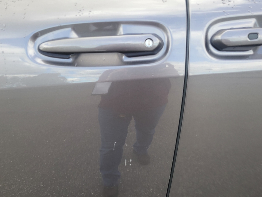 Grey Toyota Sienna image number 12