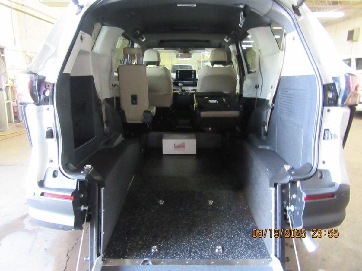 2024 TOYOTA SIENNA - Image 22