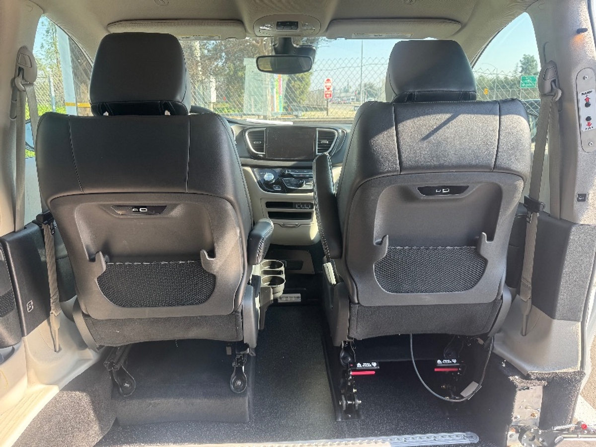 2024 CHRYSLER PACIFICA - Image 7