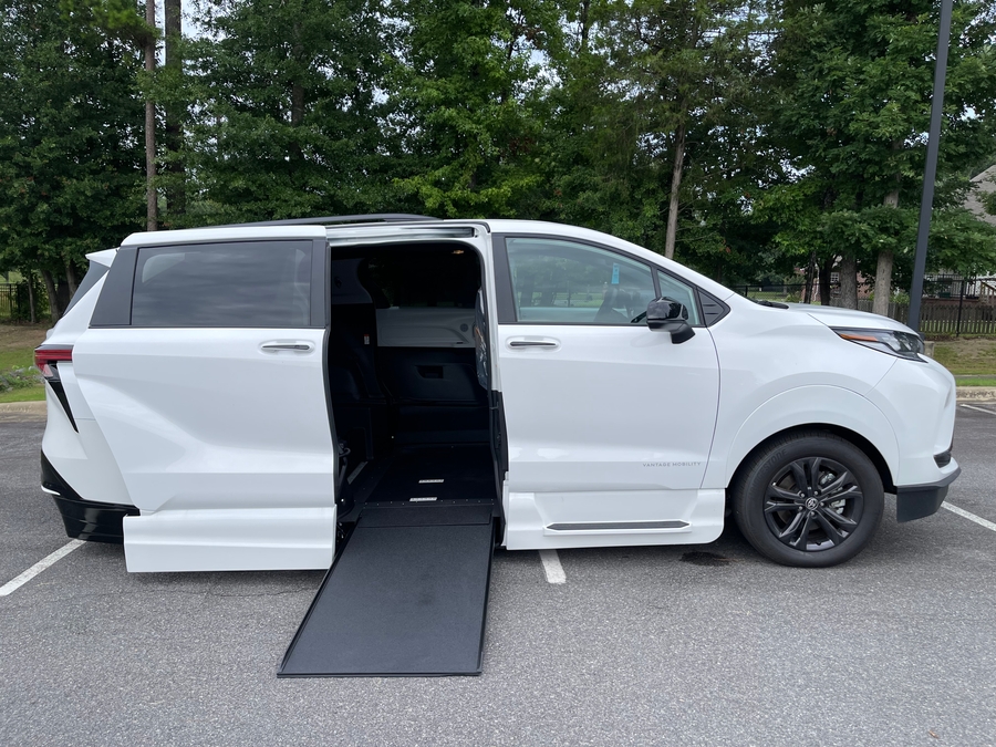 White Toyota Sienna with Side Entry Automatic In Floor ramp