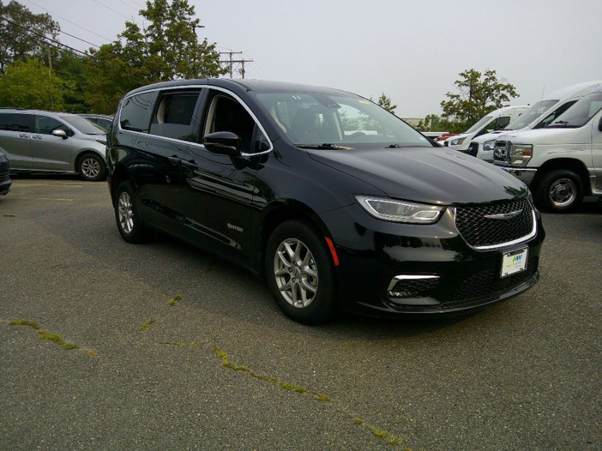 2024 CHRYSLER PACIFICA - Image 7