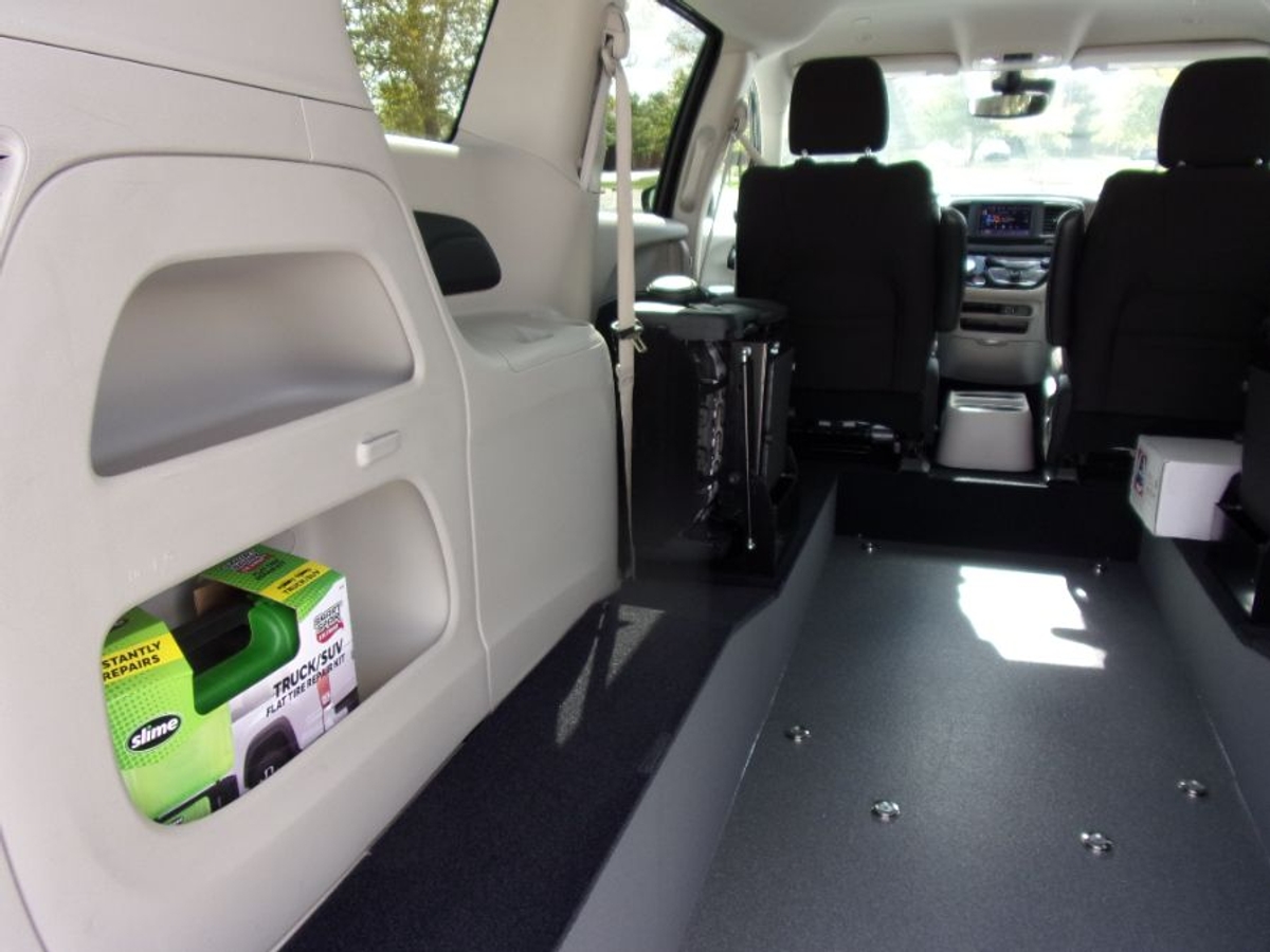 2024 CHRYSLER VOYAGER - Image 19