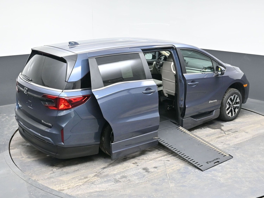 New 2026 Honda Odyssey EX-L - BraunAbility Side Entry Entry In Floor Automatic Ramp