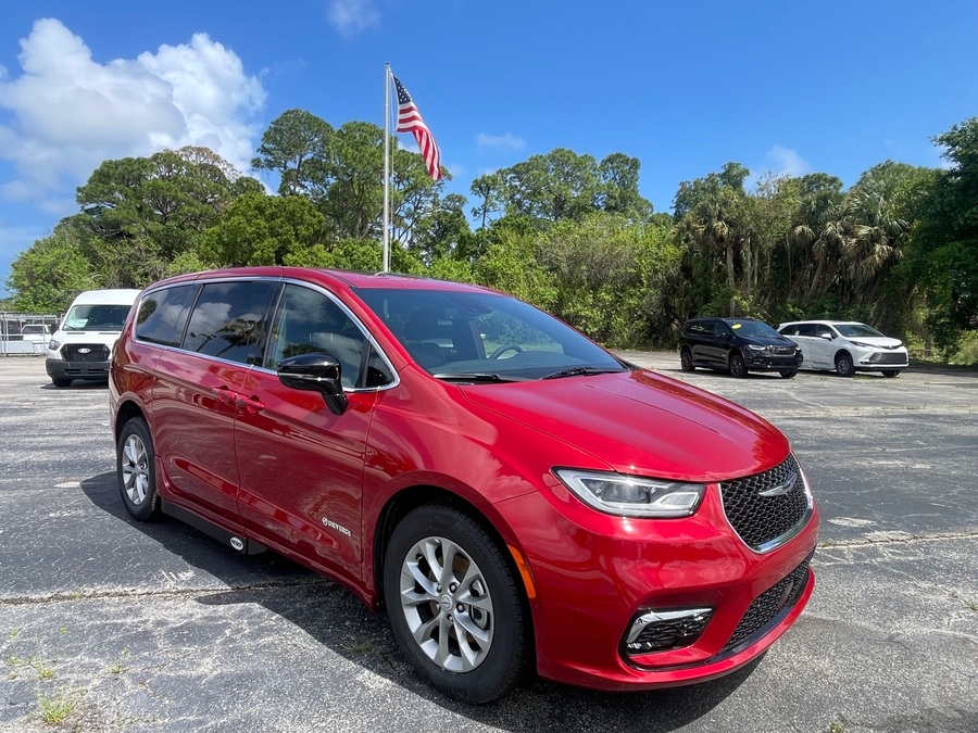 Red Chrysler Pacifica image number 9
