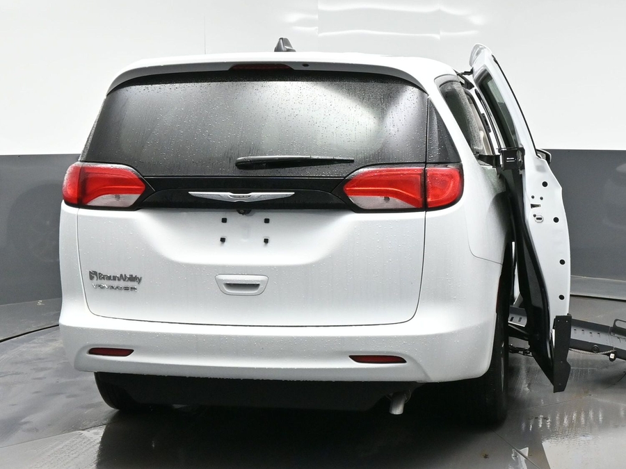 Used 2022 Chrysler Voyager LX - BraunAbility Side Entry Entry Fold Out Manual Ramp