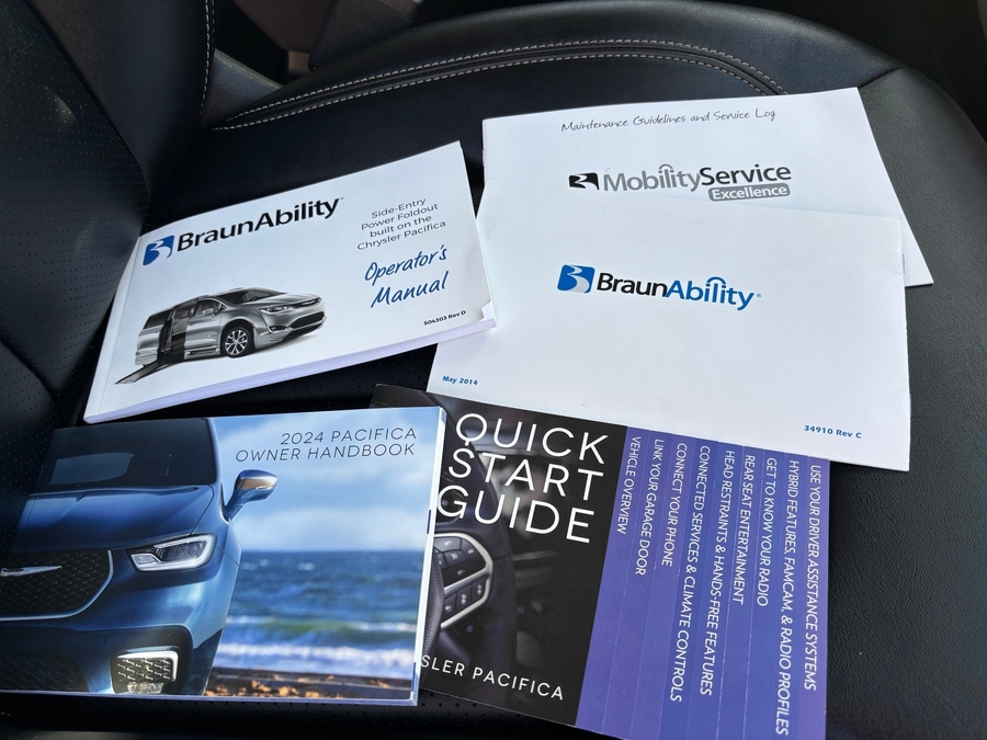 Used 2024 Chrysler Pacifica Touring L - BraunAbility Side Entry Entry Fold Out Automatic Ramp
