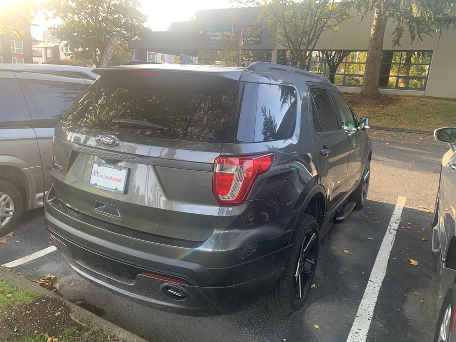 Used 2017 Ford Explorer Limited - BraunAbility Side Entry In Floor Automatic Ramp
