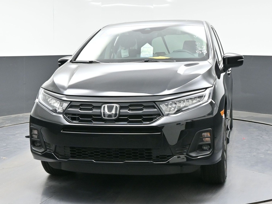 Black Honda Odyssey image number 1