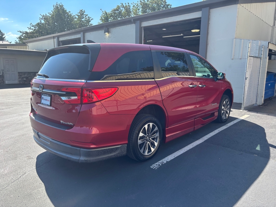 Used 2021 Honda Odyssey EX-L - BraunAbility Side Entry In Floor Automatic Ramp