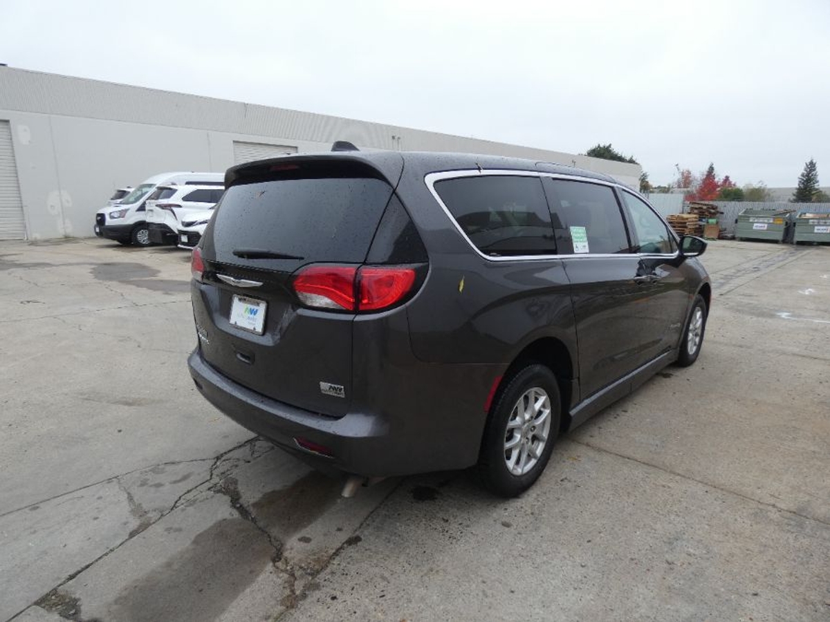 2022 CHRYSLER VOYAGER - Image 11