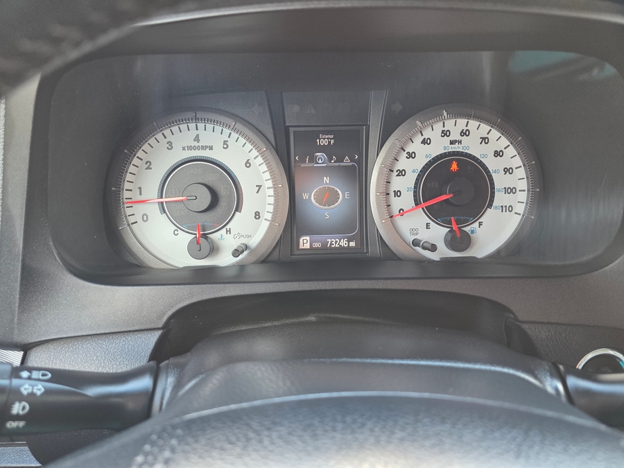 Used 2015 Toyota Sienna SE - VMI Side Entry Entry In Floor Automatic Ramp