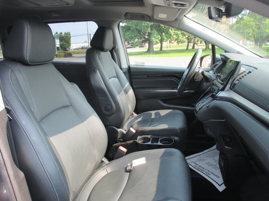 2022 Honda Odyssey Touring - Photo 13