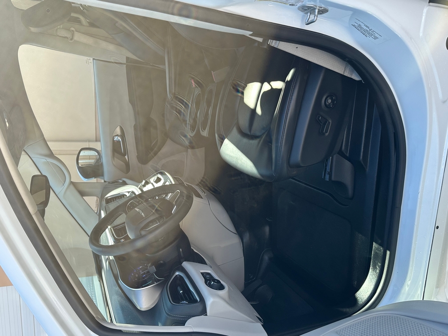 Used 2023 Chrysler Pacifica Touring L Theatre - BraunAbility Side Entry Entry In Floor Automatic Ramp