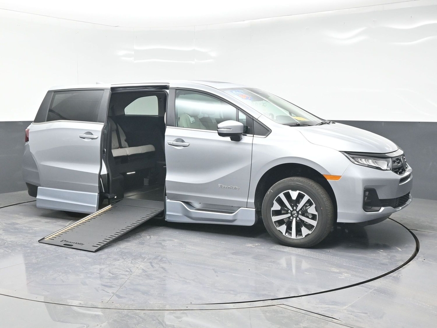 New 2026 Honda Odyssey EX-L - BraunAbility Side Entry In Floor Automatic Ramp