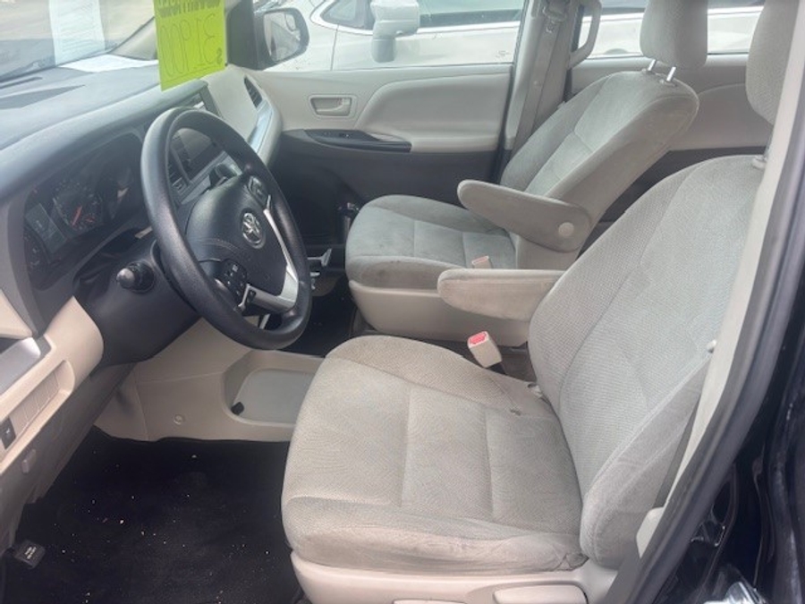 Used 2015 Toyota Sienna L - AMS Rear Entry Entry Fold Out Manual Ramp