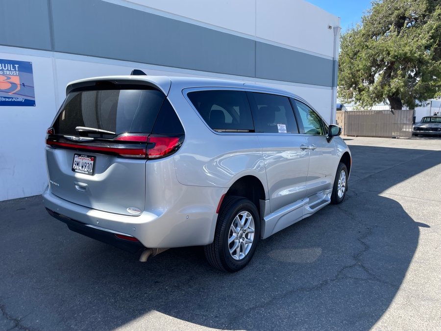 Used 2023 Chrysler Pacifica Touring L Safety - BraunAbility Side Entry Fold Out Automatic Ramp
