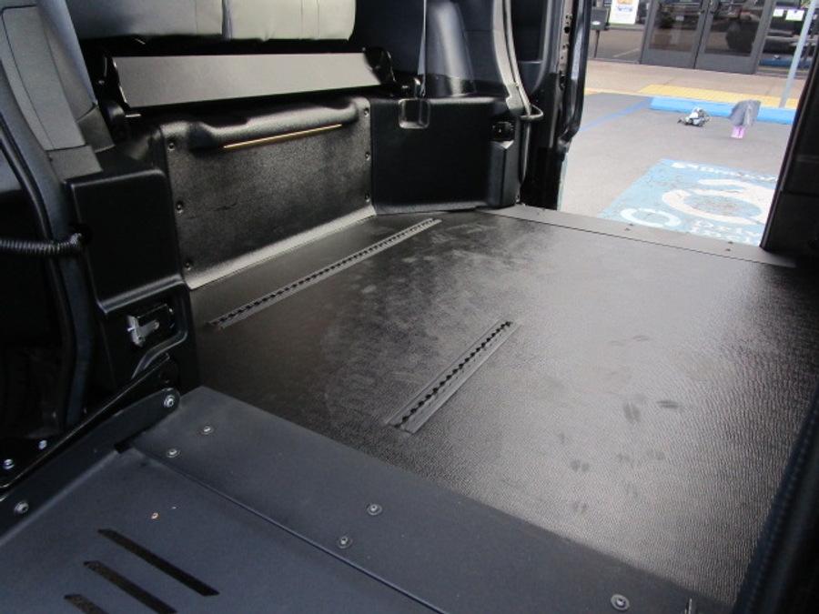 Used 2021 Toyota Sienna Hybrid XLE Base - BraunAbility Side Entry Entry Fold Out Automatic Ramp