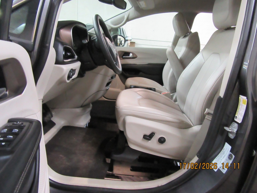 2021 CHRYSLER VOYAGER - Image 26