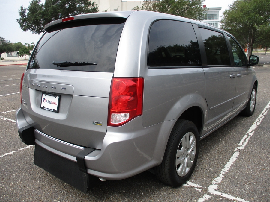Used 2017 Dodge Grand Caravan SE - International Mobility Rear Entry Fold Out Manual Ramp