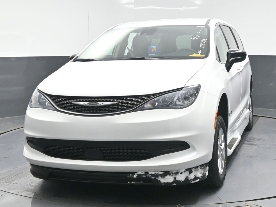 Used 2024 Chrysler Voyager LX - BraunAbility Side Entry Entry Fold Out Automatic Ramp
