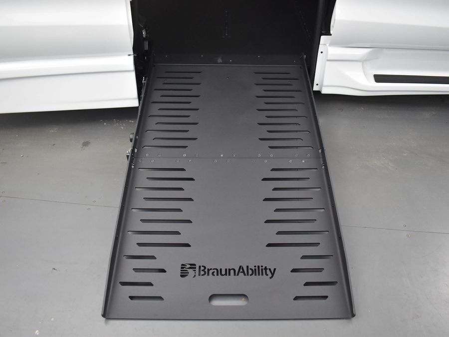 Used 2024 Chrysler Pacifica Touring L - BraunAbility Side Entry Entry Fold Out Automatic Ramp