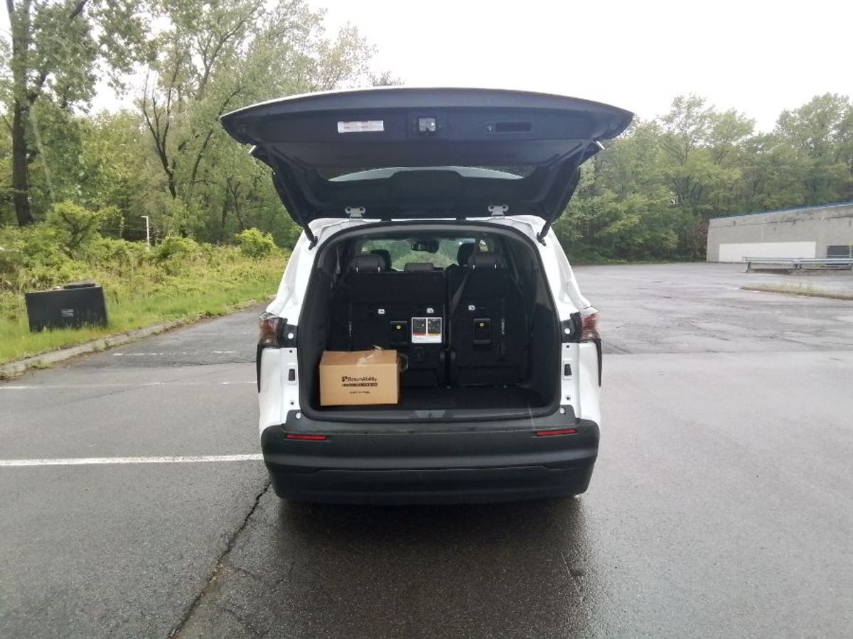 2024 TOYOTA SIENNA - Image 16