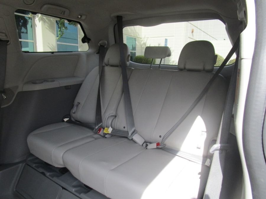 Used 2014 Toyota Sienna XLE - BraunAbility Side Entry Fold Out Automatic Ramp