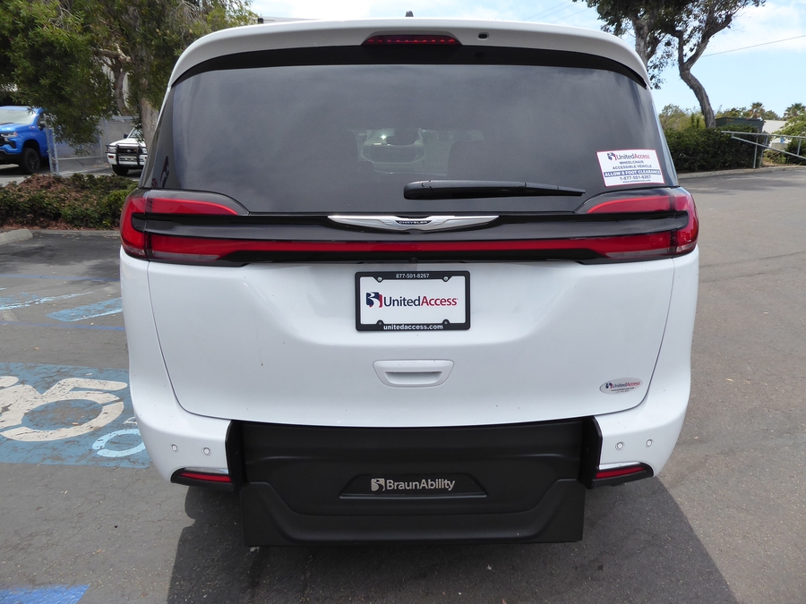 Used 2025 Chrysler Pacifica Select Safety - BraunAbility Rear Entry Fold Out Manual Ramp