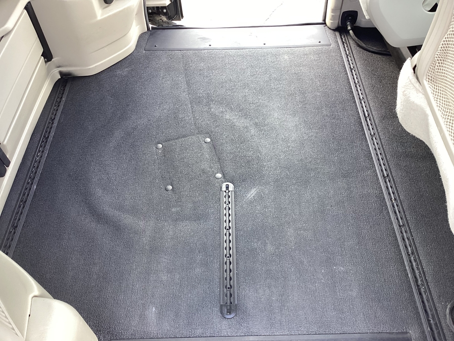 2015 DODGE GRAND CARAVAN - Image 10