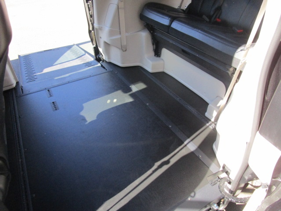 Used 2023 Chrysler Pacifica Touring L - BraunAbility Side Entry Entry In Floor Automatic Ramp