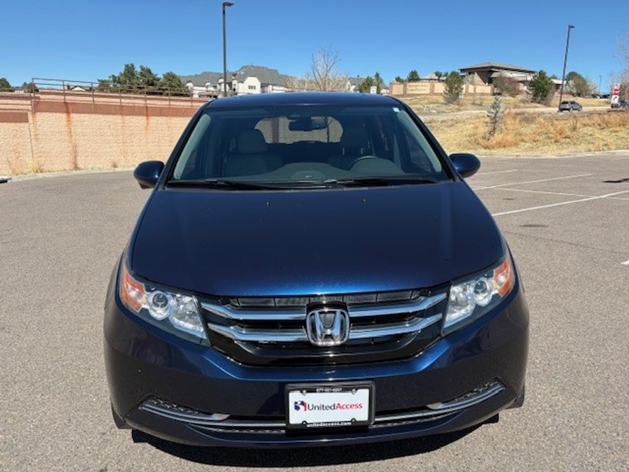 Used 2016 Honda Odyssey EX-L - BraunAbility Side Entry Entry Fold Out Automatic Ramp