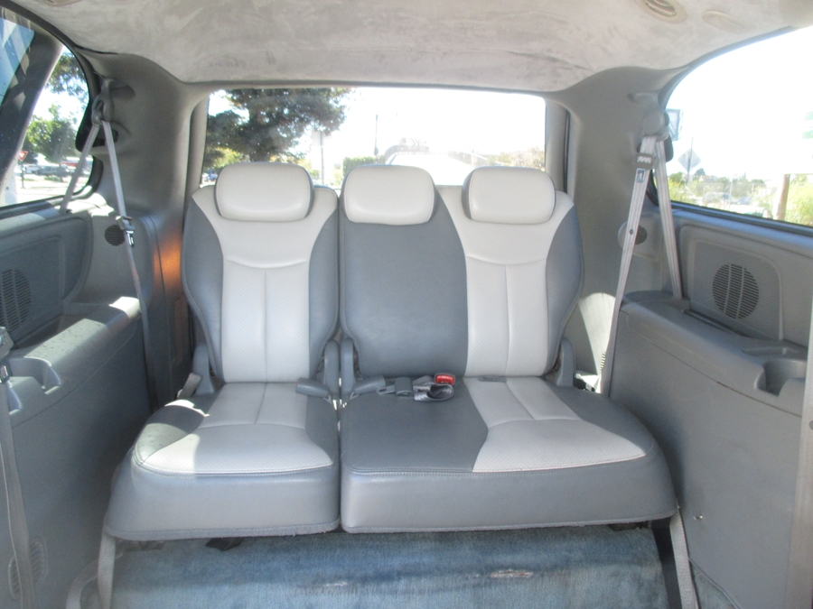 2005 Dodge Grand Caravan SE - Photo 10