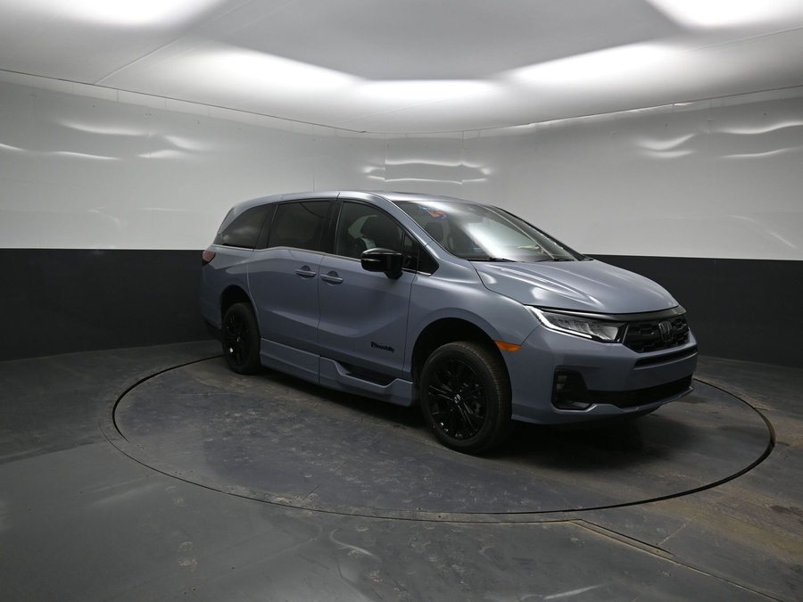 New 2026 Honda Odyssey Sport - BraunAbility Side Entry Entry In Floor Automatic Ramp