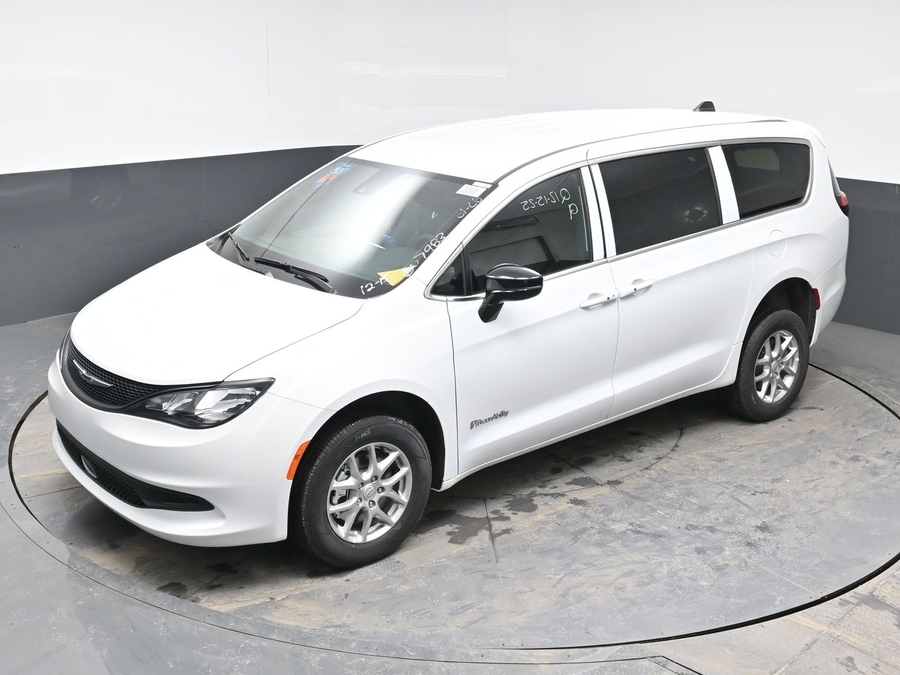 New 2025 Chrysler Voyager LX - BraunAbility Rear Entry Entry Fold Out Manual Ramp