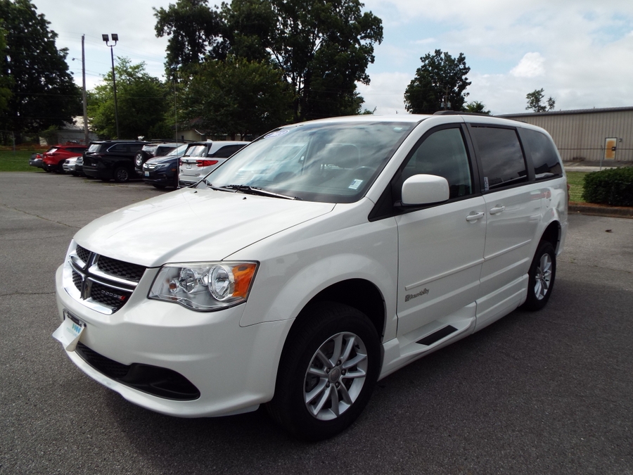 White Dodge Grand Caravan with Side Entry Automatic Fold Out ramp