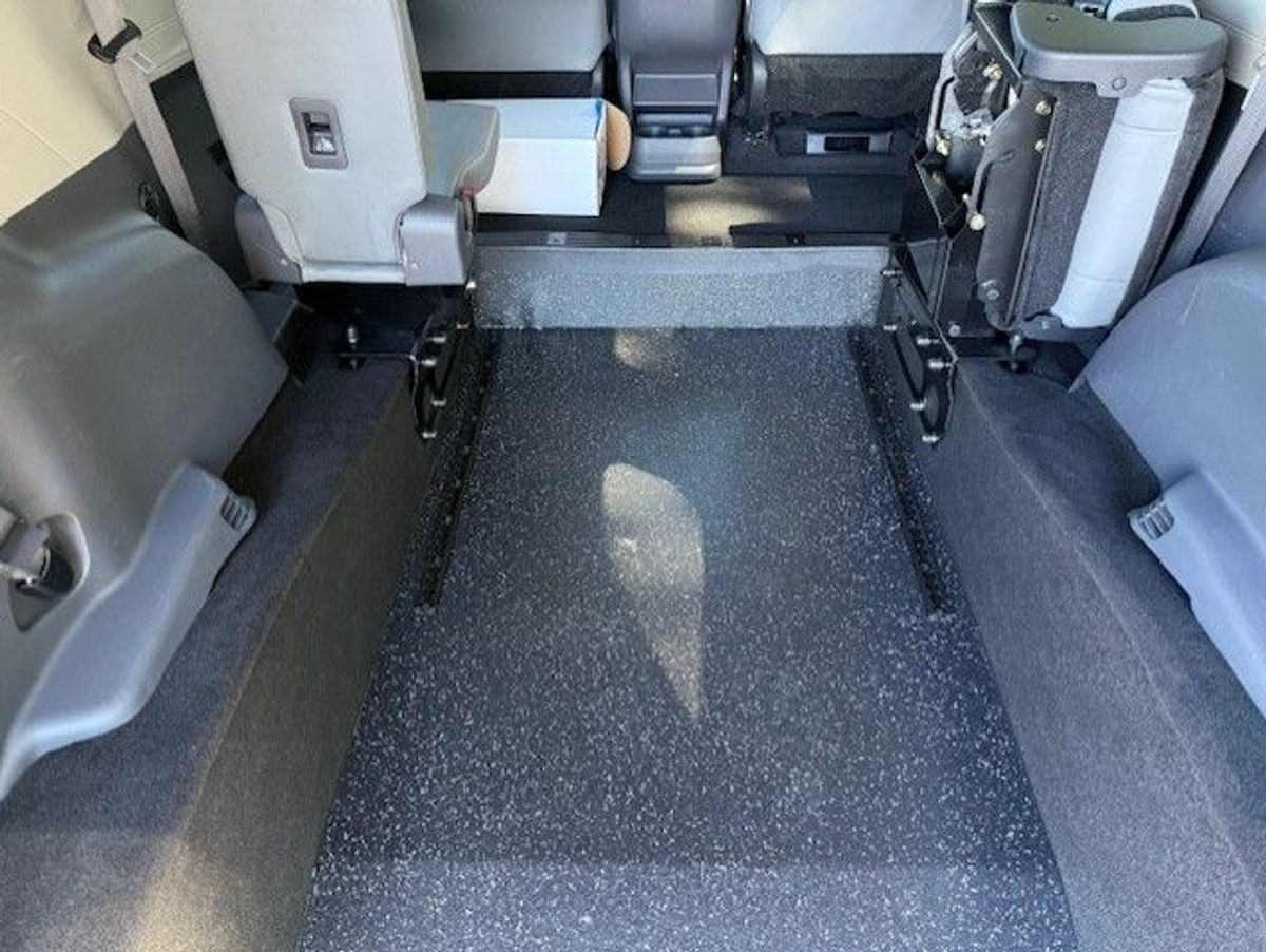 2024 TOYOTA SIENNA - Image 12