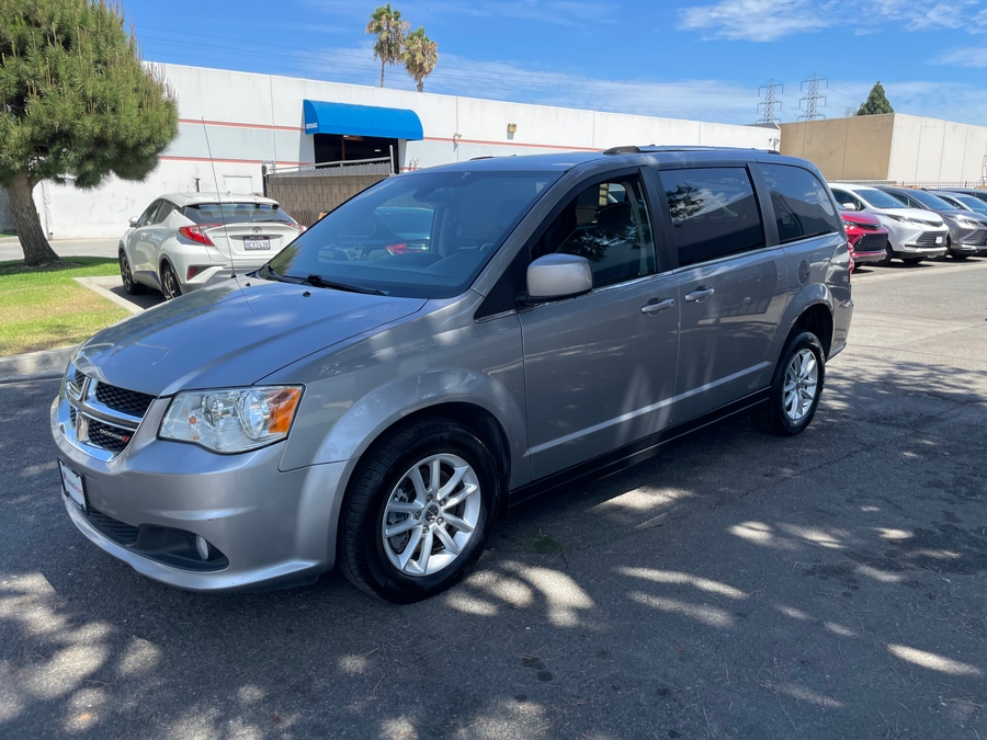 Used 2019 Dodge Grand Caravan SXT - VMI Side Entry Fold Out Automatic Ramp