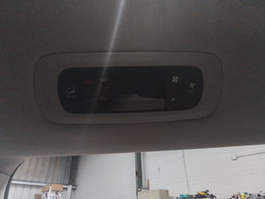 2023 CHRYSLER VOYAGER - Image 15