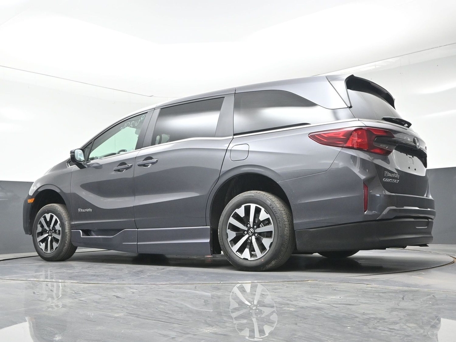 New 2026 Honda Odyssey EX-L - BraunAbility Side Entry In Floor Automatic Ramp
