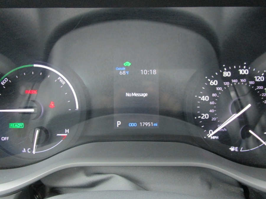 Used 2023 Toyota Sienna Hybrid XLE - BraunAbility Side Entry Entry Fold Out Automatic Ramp