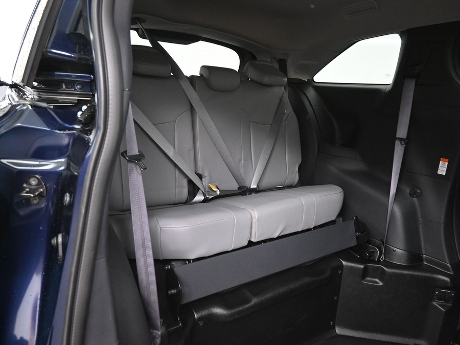 New 2025 Toyota Sienna Hybrid XLE Plus - BraunAbility Side Entry Entry Fold Out Automatic Ramp