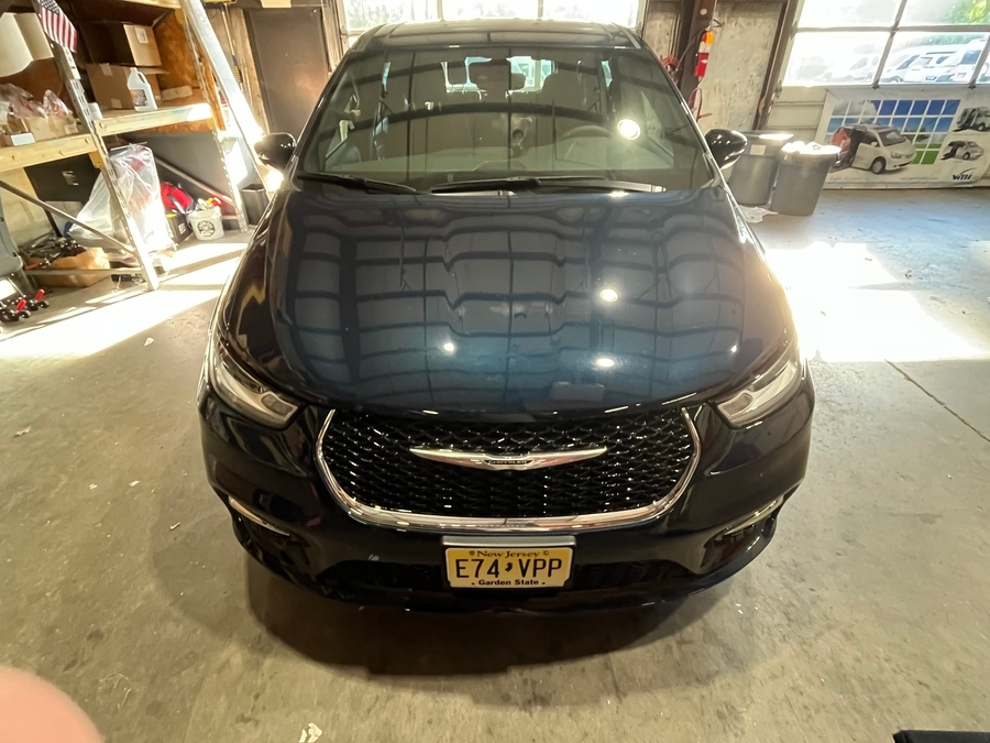 2024 Chrysler Pacifica Touring - Photo 13
