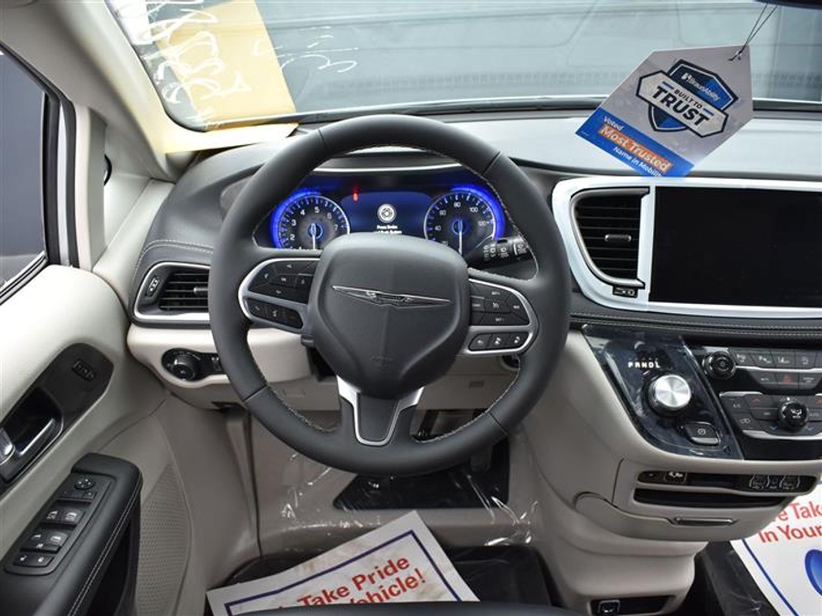 Used 2024 Chrysler Pacifica Touring L - BraunAbility Side Entry Entry In Floor Automatic Ramp